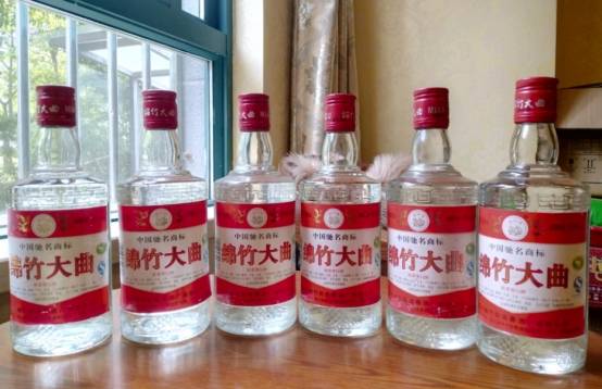 白酒好喝_白酒到底好不好喝_十大公認最好喝的白酒