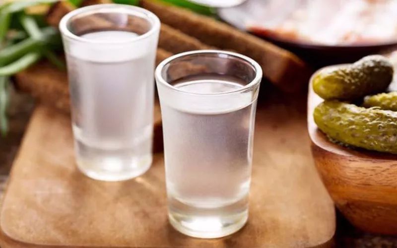 釀糧食酒長毛怎么辦_釀糧食酒用什么酒曲好_糧食酒怎么釀