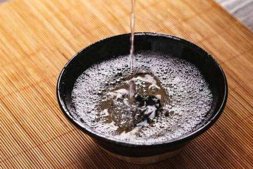 收藏了30年的董酒的價格_92年董酒59度回收價格_董酒收藏家