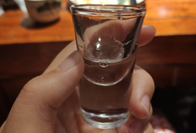 紅酒毫升數_紅酒一毫升等于多少克水_一瓶紅酒多少毫升